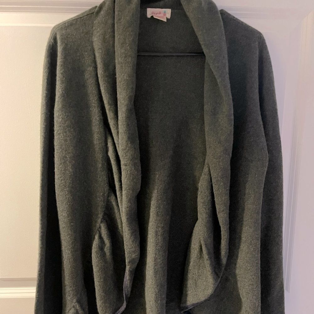 Women’s Olive Green Cashmere sweater size M Pink Pineapple